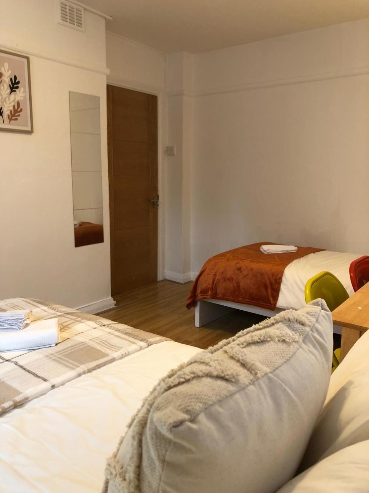 Comfy Private Bedrooms Near O2 Forum Kentish Town, Camden Alloggio in famiglia Londra